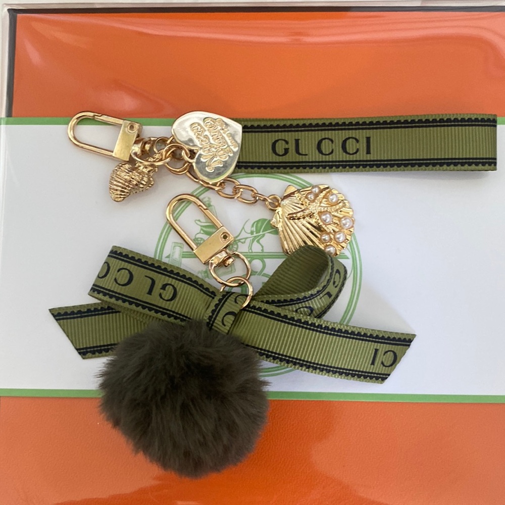 Set of Purse Charm and Key Chain’s! Perfect set 👜 of TWO